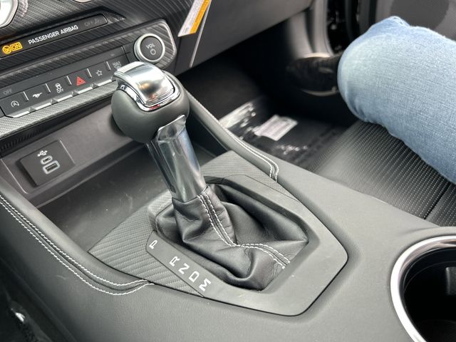 Vehicle image 22 of 33