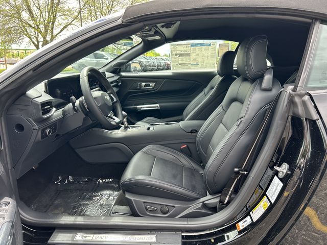 Vehicle image 9 of 33