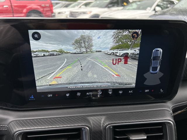 Vehicle image 15 of 33