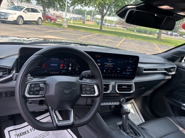 Vehicle image 12 of 28