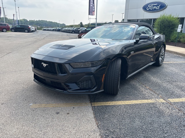 Vehicle image 1 of 28