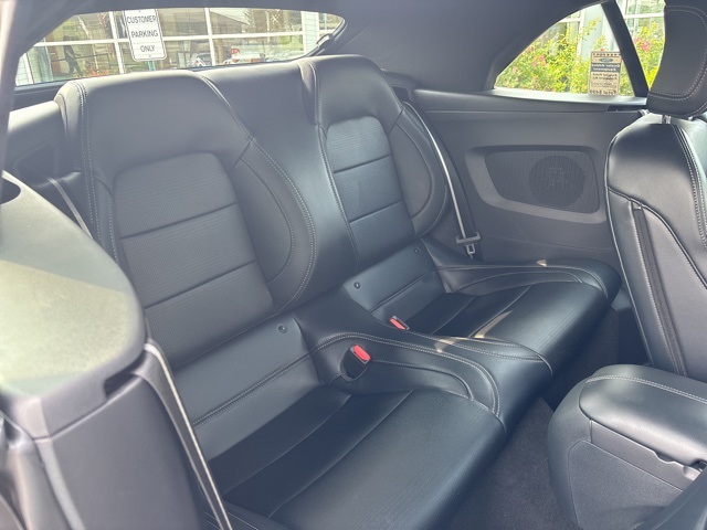 Vehicle image 10 of 28