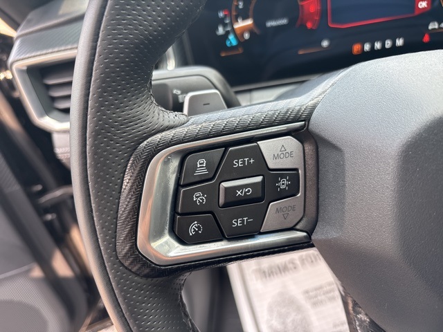Vehicle image 20 of 28