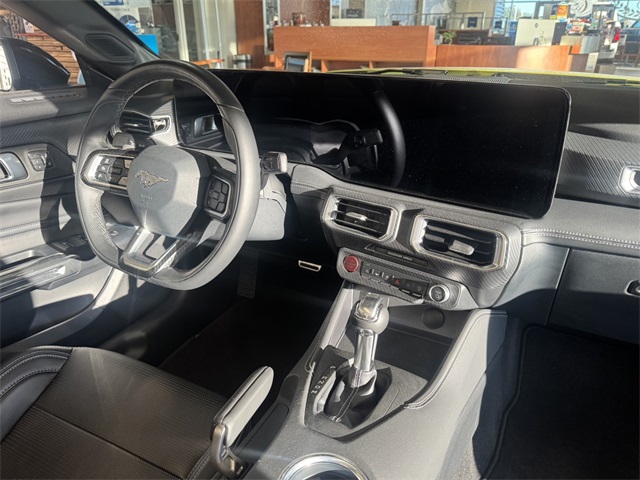 2025 Ford Mustang GT Premium Image 9 of 23