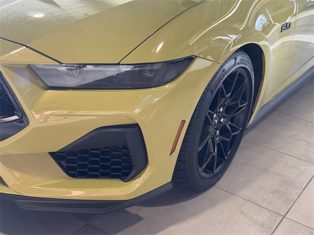 2025 Ford Mustang GT Premium Image 13 of 23