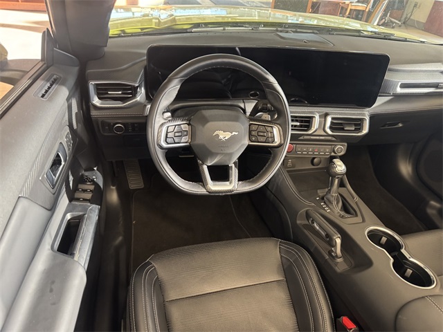 2025 Ford Mustang GT Premium Image 8 of 23