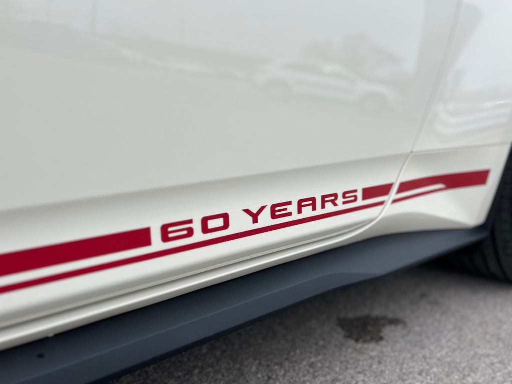 Vehicle image 22 of 26