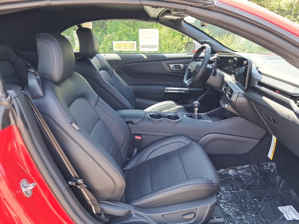 Vehicle image 10 of 23