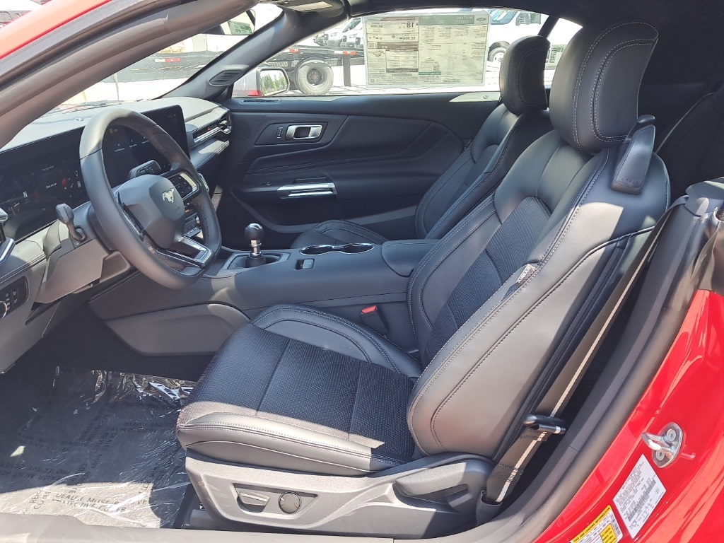 Vehicle image 11 of 23