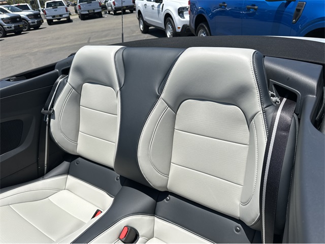 Vehicle image 12 of 40