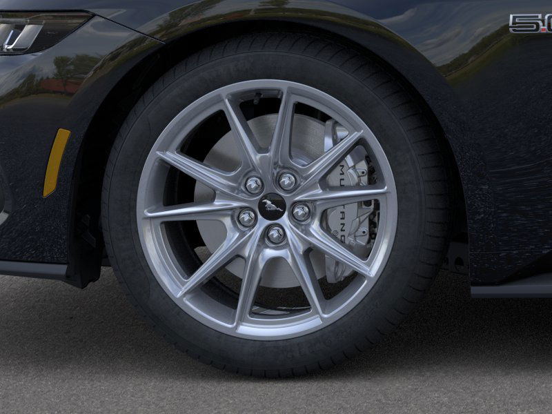 Vehicle image 18 of 22