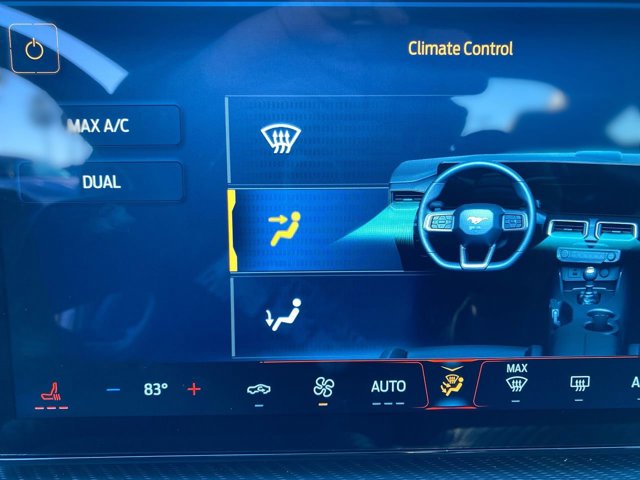 2025 Ford Mustang EcoBoost Image 27 of 31