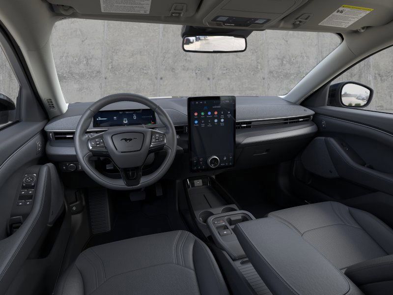 Vehicle image 9 of 22