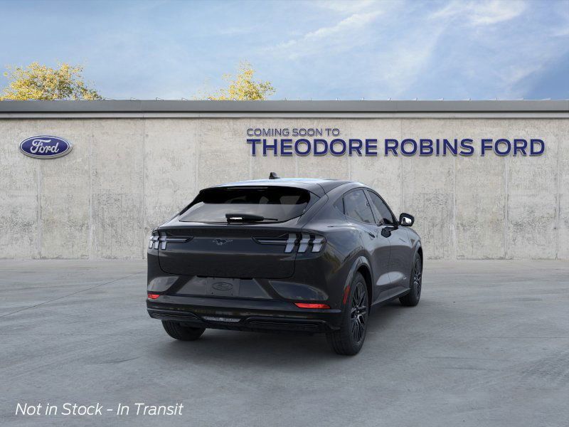 Vehicle image 5 of 22
