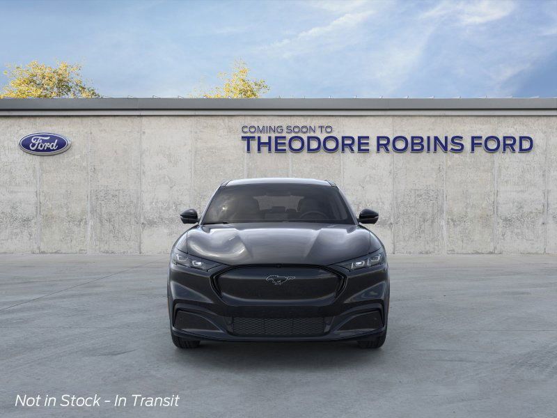 Vehicle image 3 of 22