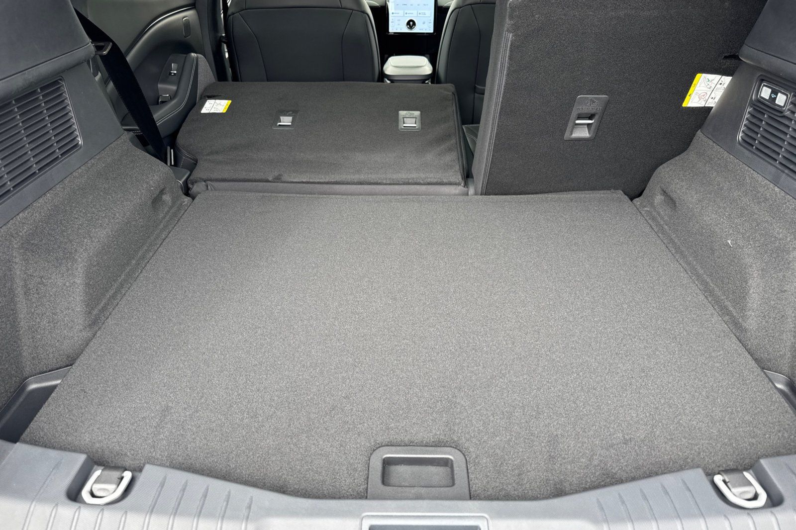 2025 Ford Mustang Mach-E Premium Image 11 of 28