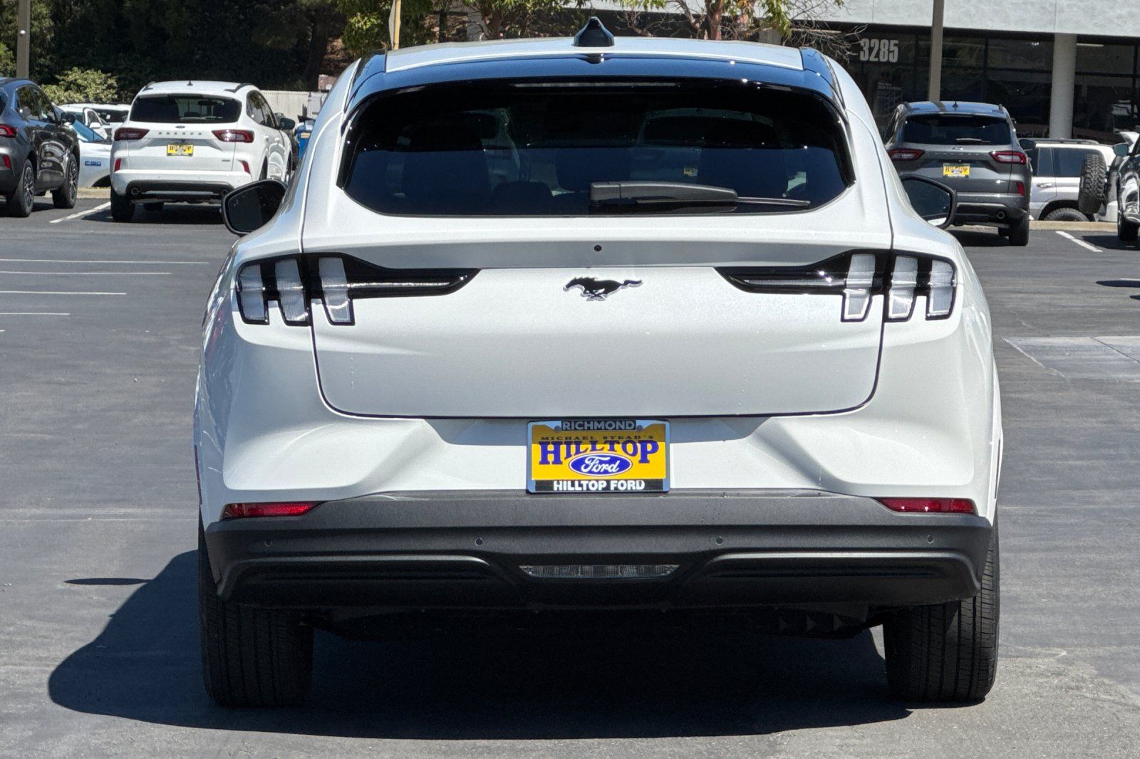 2025 Ford Mustang Mach-E Premium Image 7 of 28