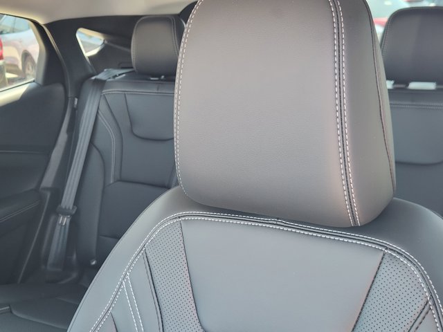 Vehicle image 10 of 22