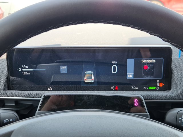 Vehicle image 20 of 22