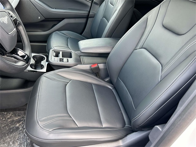 2025 Ford Mustang Mach-E Premium Image 12 of 35