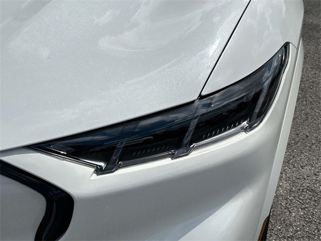 2025 Ford Mustang Mach-E Premium Image 31 of 35