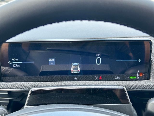 2025 Ford Mustang Mach-E Premium Image 25 of 35