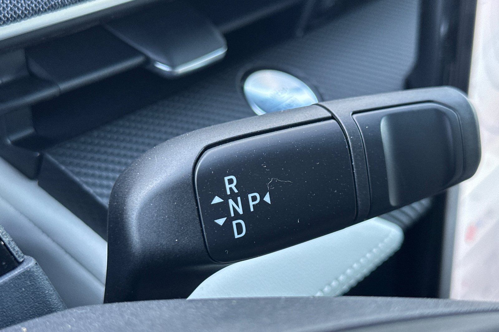 2025 Ford Mustang Mach-E Premium Image 23 of 27