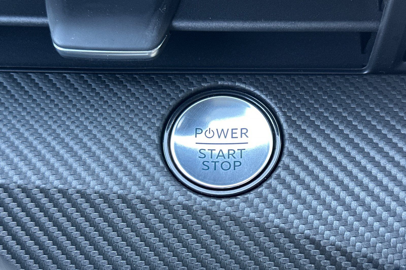 2025 Ford Mustang Mach-E Premium Image 21 of 27