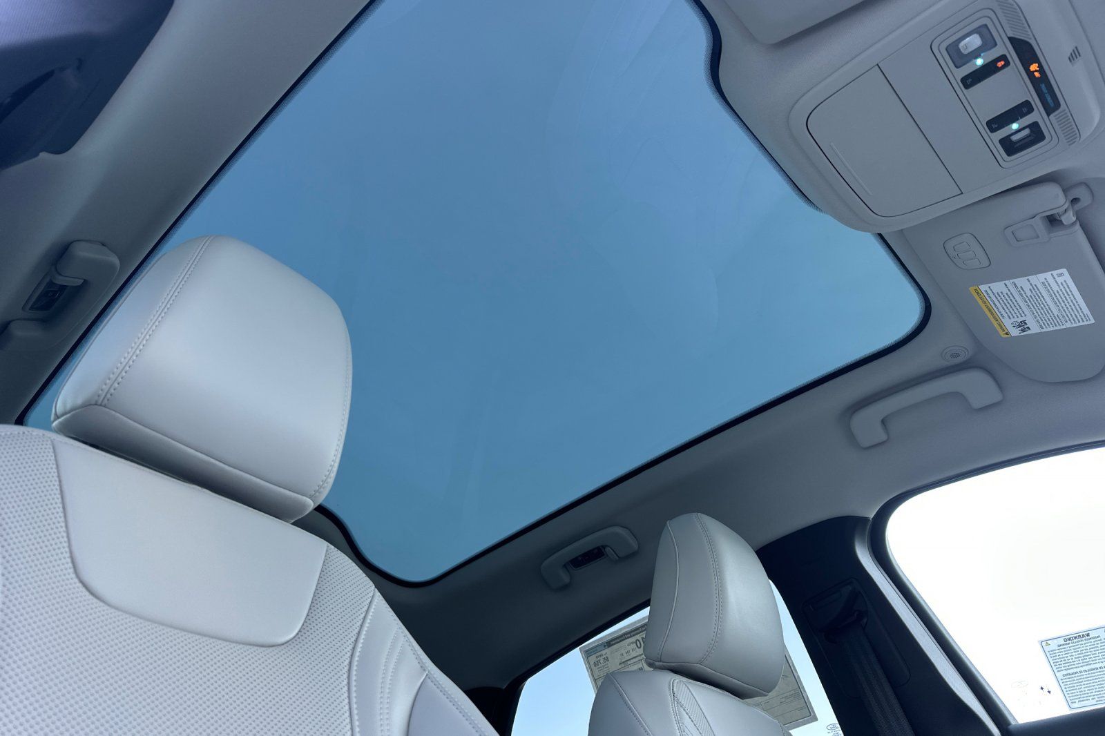 2025 Ford Mustang Mach-E Premium Image 26 of 27