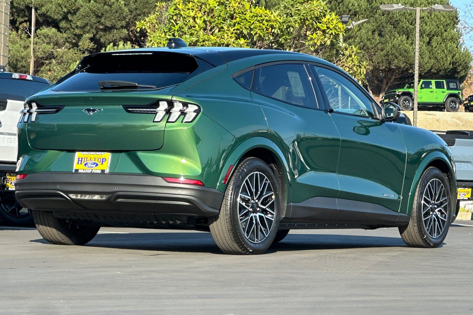 2025 Ford Mustang Mach-E Premium Image 6 of 27