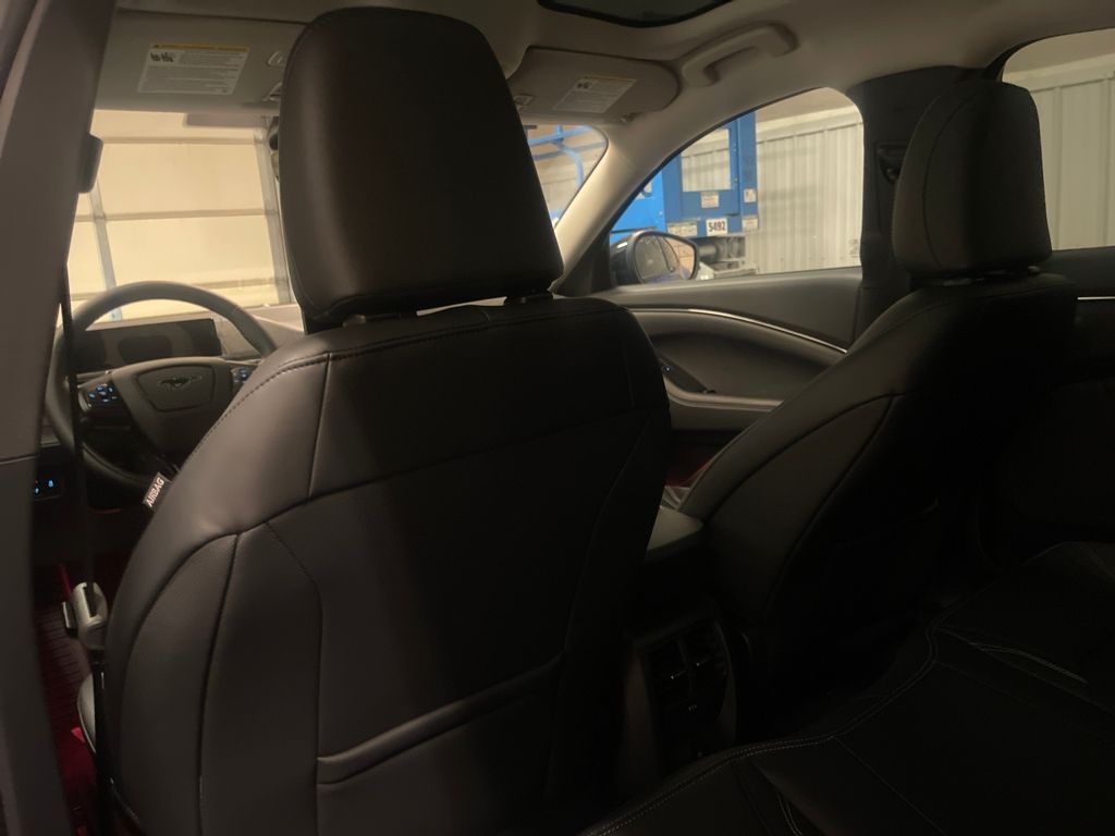 2025 Ford Mustang Mach-E Premium Image 13 of 24