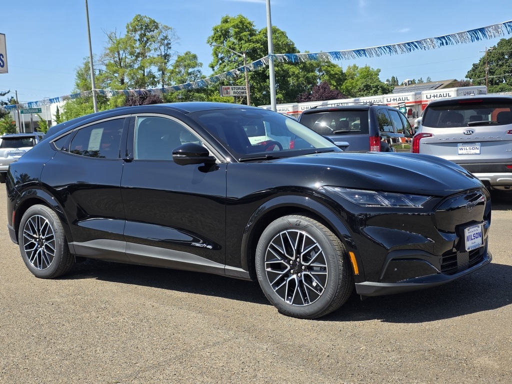 Vehicle image 4 of 33