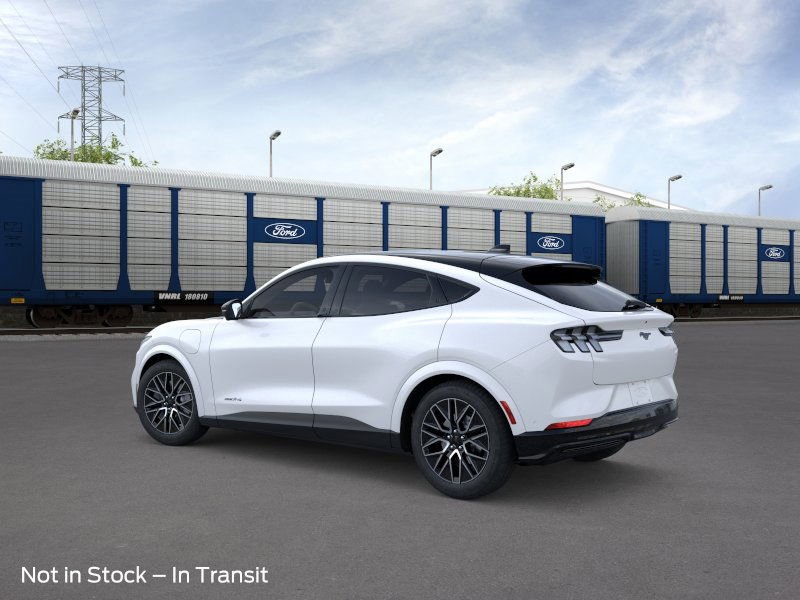 Vehicle image 12 of 41
