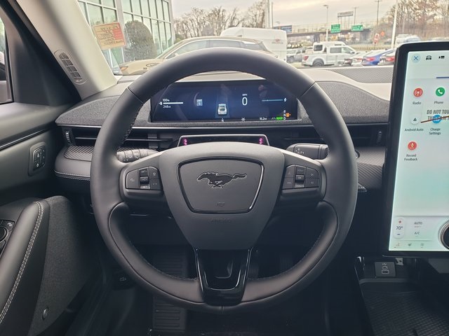 2025 Ford Mustang Mach-E Premium Image 15 of 34