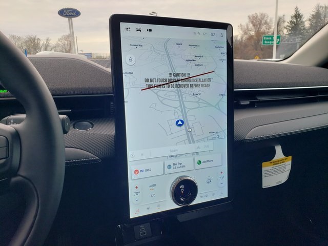 2025 Ford Mustang Mach-E Premium Image 18 of 34