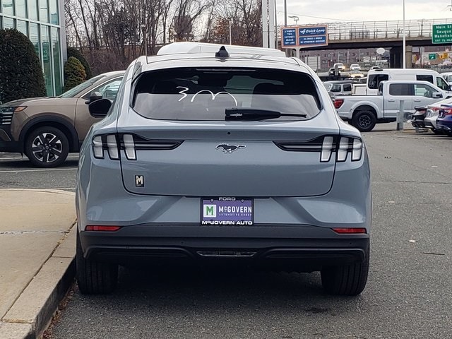 2025 Ford Mustang Mach-E Premium Image 6 of 34