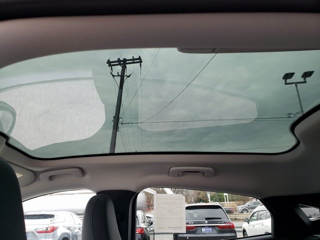 2025 Ford Mustang Mach-E Premium Image 16 of 34