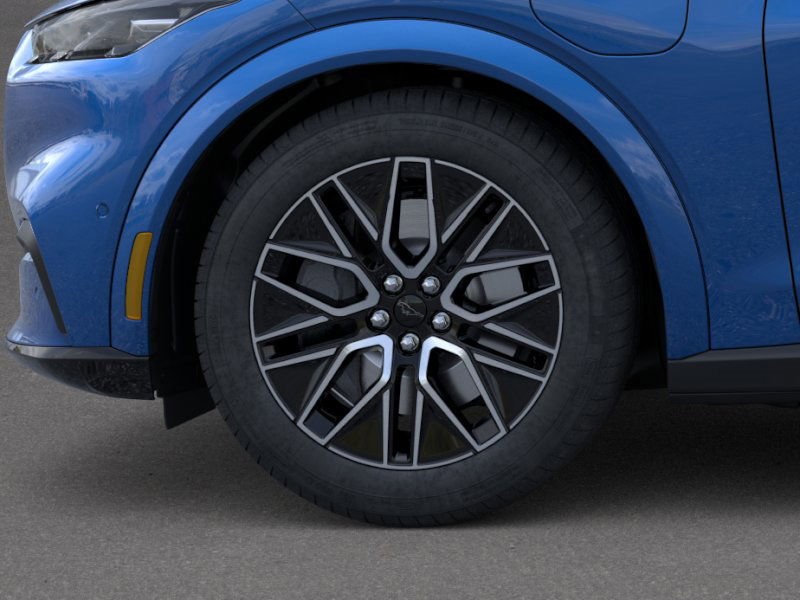 Vehicle image 9 of 22