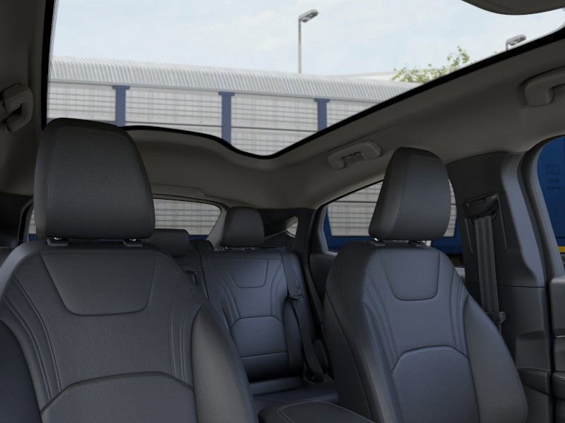 Vehicle image 11 of 22