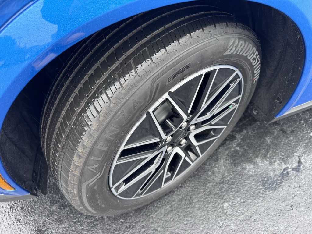 2025 Ford Mustang Mach-E Premium Image 9 of 47