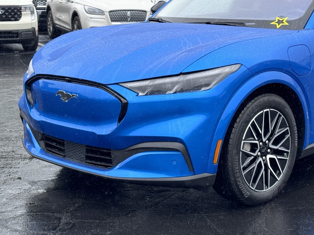 2025 Ford Mustang Mach-E Premium Image 46 of 47