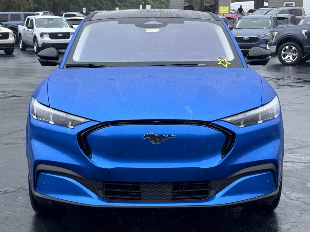 2025 Ford Mustang Mach-E Premium Image 2 of 47