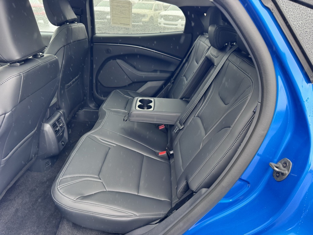 2025 Ford Mustang Mach-E Premium Image 44 of 47