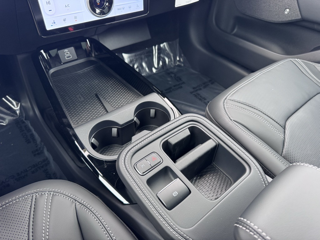 2025 Ford Mustang Mach-E Premium Image 26 of 47