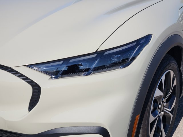 Vehicle image 22 of 22