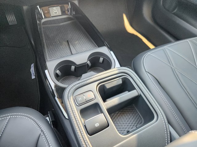 Vehicle image 19 of 22