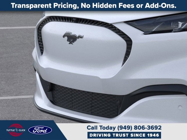 Vehicle image 17 of 22