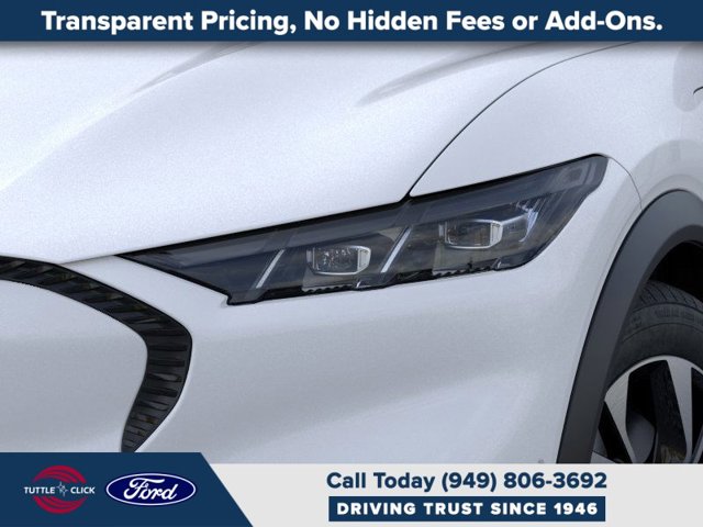 Vehicle image 18 of 22