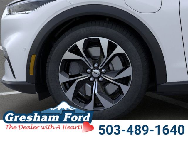 Vehicle image 19 of 22