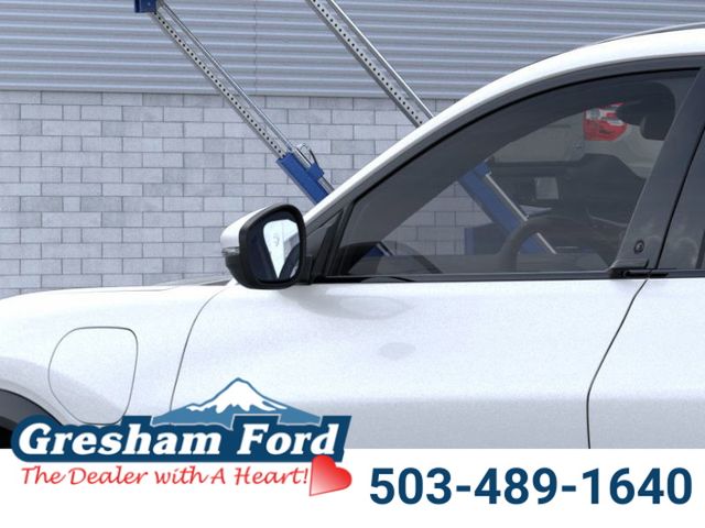 Vehicle image 20 of 22